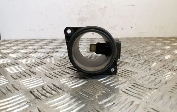 Dacia Duster Mass air flow meter 8200651315