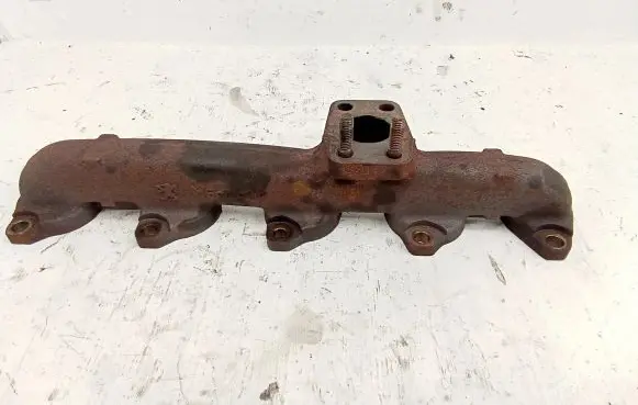 Volvo V70 Exhaust manifold