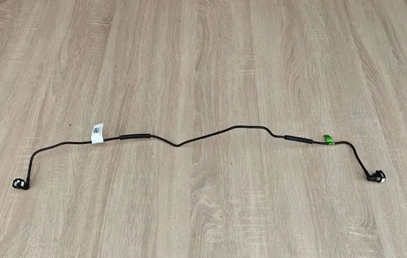 Volkswagen Amarok II Fuel line pipe PB3Q9J285FD