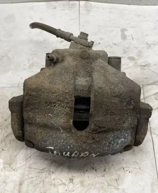 Volkswagen Touran I Front brake caliper