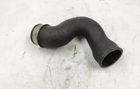 Intercooler hose/pipe