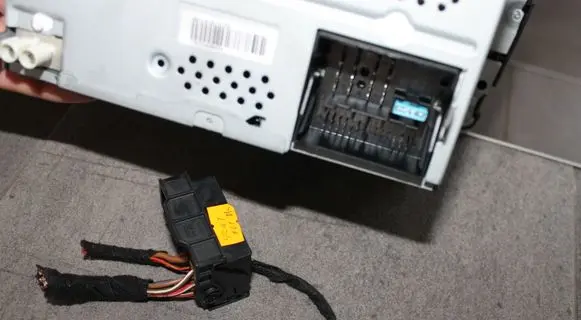 Seat Leon (1P) Sound system wiring loom 1P1035152 3B7035444