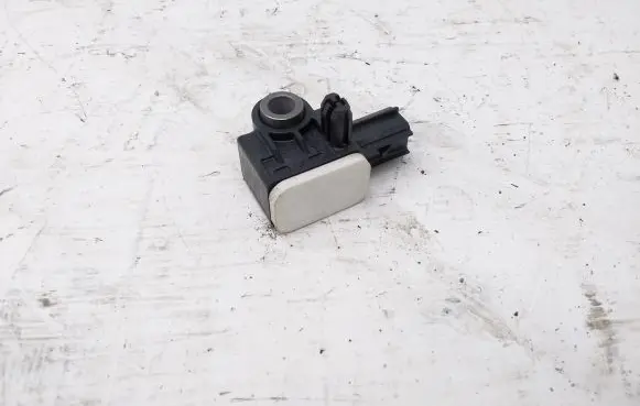 Volvo XC60 Airbag deployment crash/impact sensor 31334336