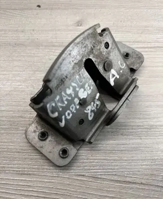 Chrysler Grand Voyager V Sliding door lock 020334