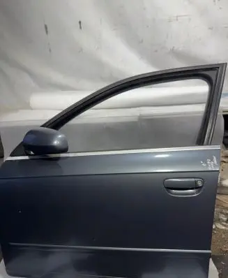 Audi A4 S4 B7 8E 8H Front door
