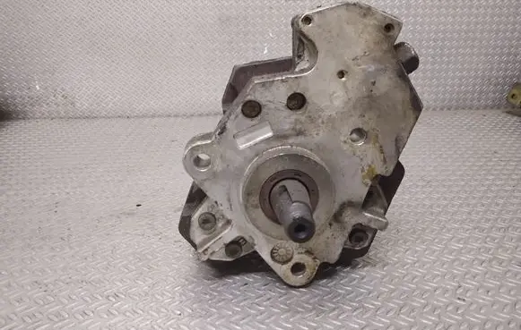 Renault Laguna II Fuel injection high pressure pump 8200108225 0445010075