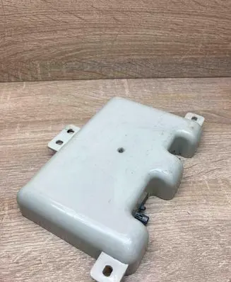 BMW 6 F12 F13 Aerial antenna amplifier 6957348 21367510