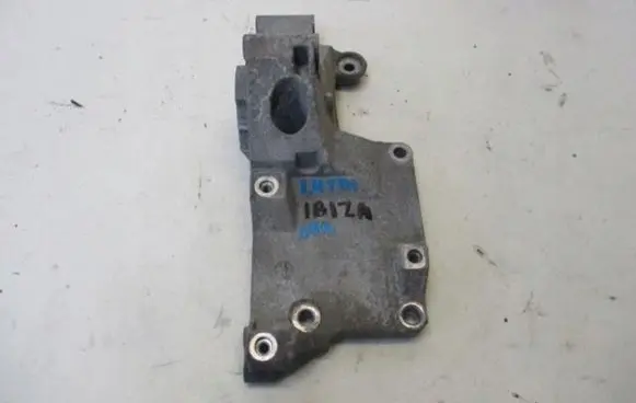 Seat Ibiza III (6L) Generator/alternator bracket 
