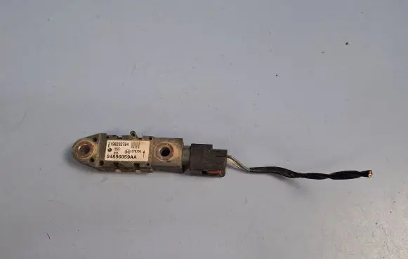 Chrysler Voyager Airbag deployment crash/impact sensor 04896059AA 2198202784
