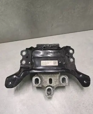 Audi A3 S3 8V Engine mount bracket 5Q0199555AD