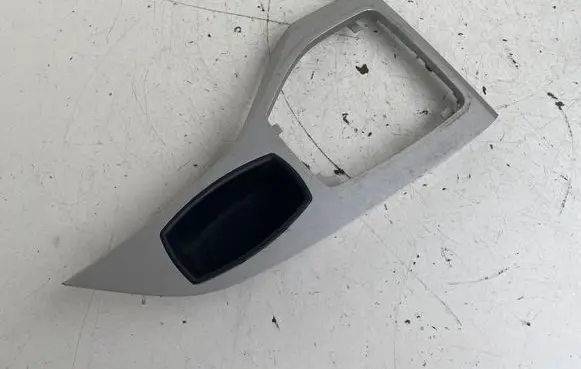 BMW X1 E84 Gear shifter surround trim plastic 2991699