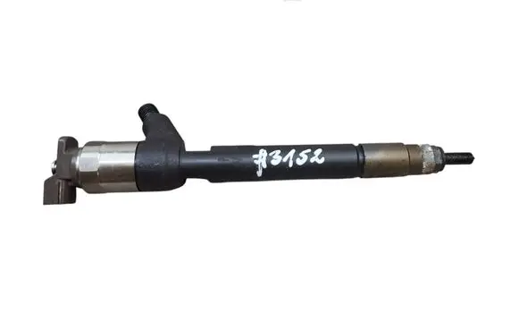 Opel Astra K Fuel injector 55570012