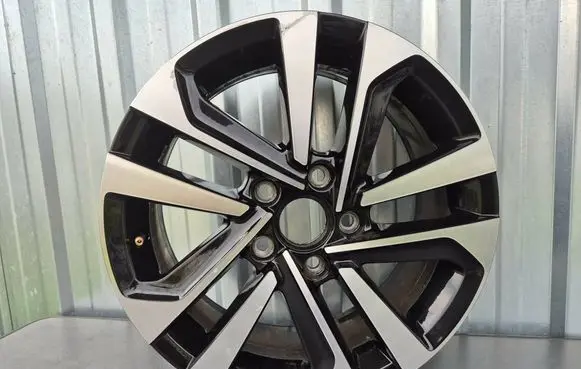 Volkswagen Golf VII R16 alloy rim 5G0601025EA