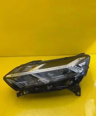 Dacia Sandero III Headlight/headlamp 260606033R