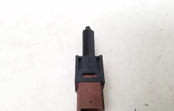 Nissan Qashqai Brake pedal sensor switch 