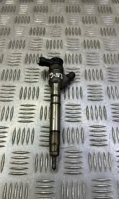 KIA Sportage Fuel injector 338002A610 0445110589