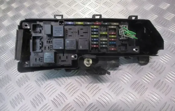 Volvo S60 Fuse box set 9494210