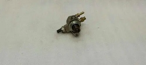 Audi A4 S4 B8 8K Mechanical fuel pump 03C127026P