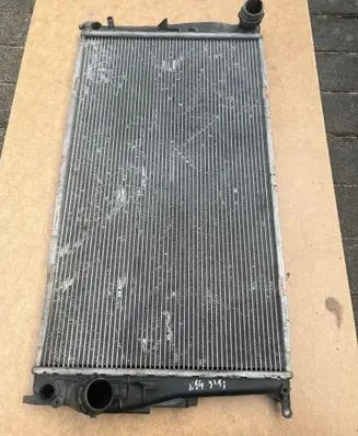 BMW 3 E92 E93 Coolant radiator 7581672