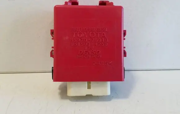 Lexus CT 200H Door control unit/module 8597076010