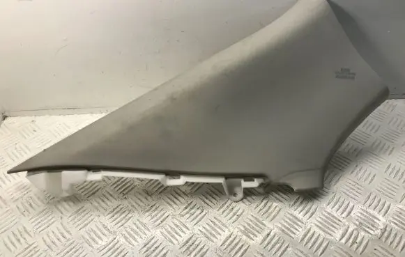 Toyota Avensis T250 (C) pillar trim 6247205100B0 6247205100