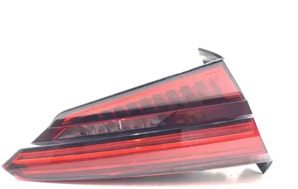 Audi A5 Rear/tail lights 8W6945093B