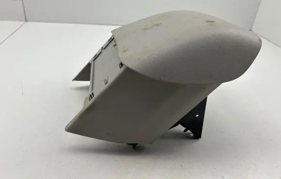 Chrysler Pacifica Glove box 5RL36TRMAA 5091163 3050781