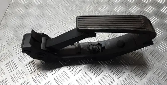 Mercedes-Benz S W221 Accelerator throttle pedal A2203000104