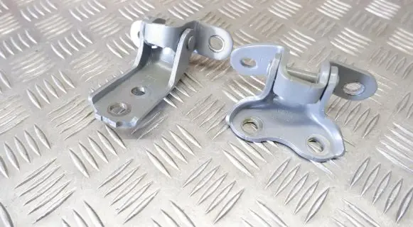 Toyota Yaris Cross Front door hinge set 6874002050 6872002060