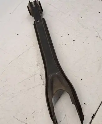 Mercedes-Benz C W204 Rear control arm A2043521205
