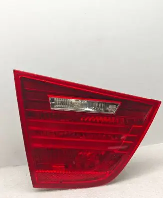BMW 3 E90 E91 Tailgate rear/tail lights 7154161