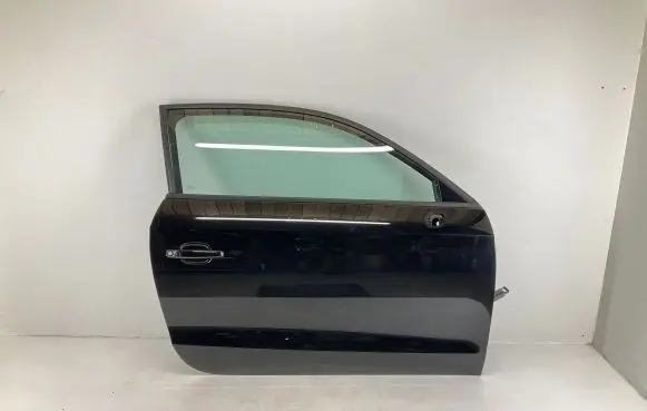 Door (2 Door Coupe)