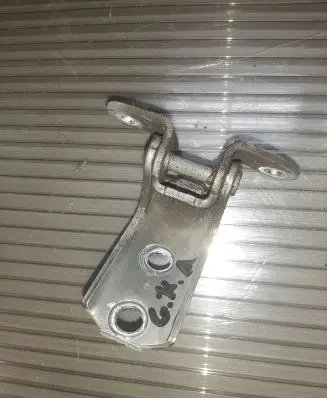 Rear door upper hinge