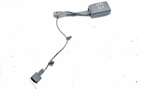 Front seatbelt buckle