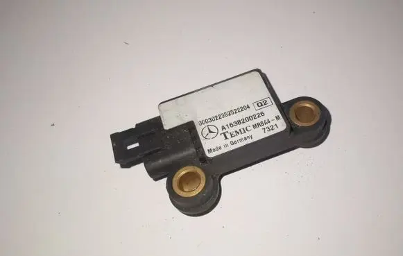 Mercedes-Benz ML W163 Airbag deployment crash/impact sensor A1638200226