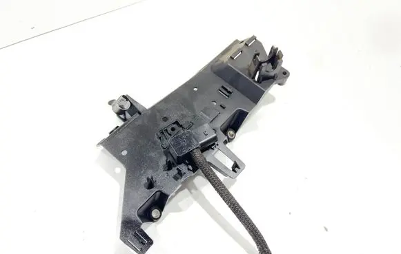 BMW 5 F10 F11 Other engine bay part 7811112