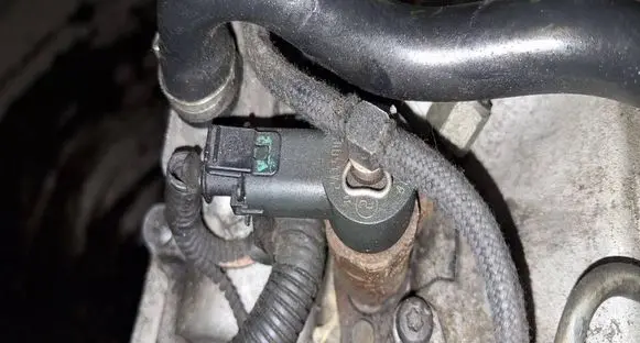 Volvo XC90 Fuel injector 0445110078