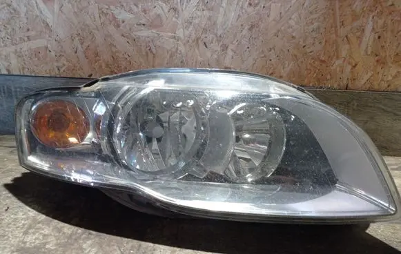 Audi A4 S4 B7 8E 8H Headlight/headlamp