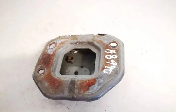 Honda Civic Front bumper mounting bracket