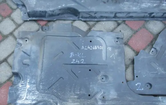 Mercedes-Benz B W246 W242 Other under body part A2426840218