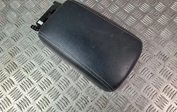 KIA Sorento Armrest 