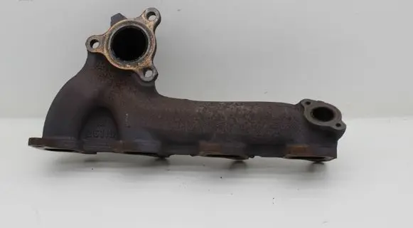 Lexus IS 220D-250-350 Exhaust manifold