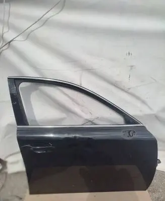 Lexus IS 220D-250-350 Front door