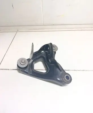 Tesla Model Y Engine mounting bracket 111023200C