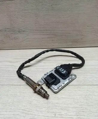 Mercedes-Benz E W213 Lambda probe sensor A0009053119 2411070265