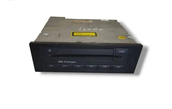 Skoda Octavia Mk2 (1Z) CD/DVD changer 1Z0035111A CXCV1492GC