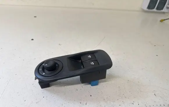 Renault Trafic II (X83) Electric window control switch 8200011867 N29181 9116523