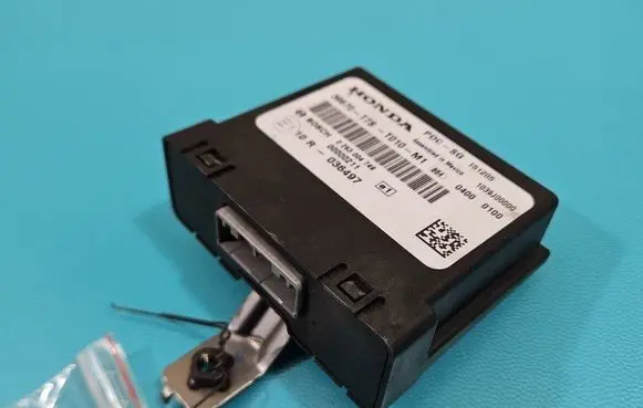 Honda HR-V Parking PDC control unit/module 39670-T7S-T010-M1 IMPRK1464695