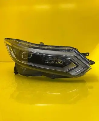 Nissan Qashqai Headlight/headlamp 100-19011