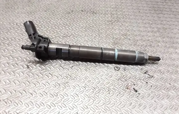 Audi A6 S6 C6 4F Fuel injector 059130277AJ 0445115054